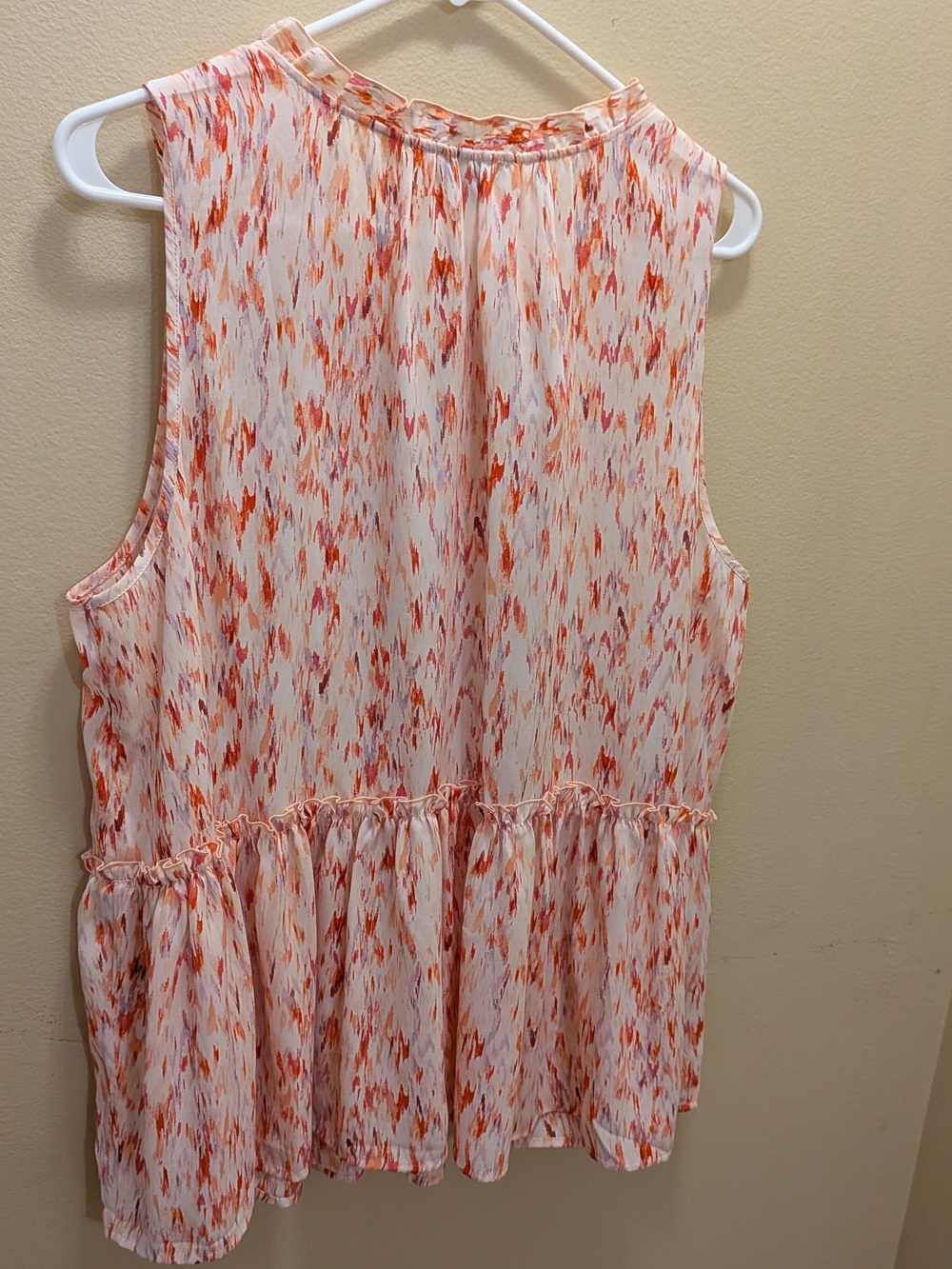 LOFT Tie-Neck Sleeveless Top in Pink and Orange Watercolor Print - Picture 4 of 5
